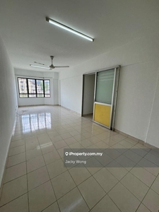 Petaling Indah Condominiums Without Balcony