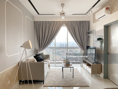 Pinnacle Sri Petaling Designer 3 Bedders Unit For Rent ,View Available
