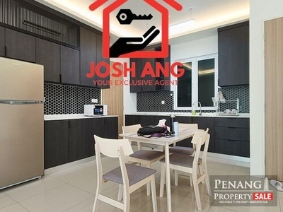 Quaywest near Queensbay 1220sqft Fully Furnished Renovated Penang Bridge & Pool View 2 Car parks