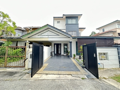 Renovated & Extended End Lot 2.5 Storey Terrace House Taman Aman Putra Putra Perdana Puchong