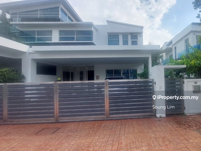Semi detached house for rent Cyberjaya Perdana Lakeview East