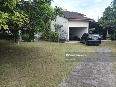 SS 1, Kampung Tunku - 2-storey bungalow with spacious land for Sale