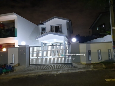 Taman Bukit Permata 2 sty house end lot for rent good condition
