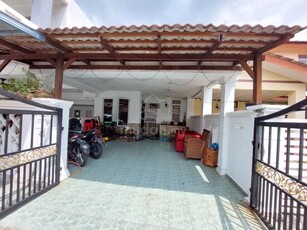 Double Storey Terrace Bandar Tasik Kesuma, Beranang