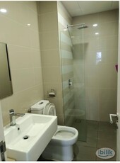 F/F Master Room at South View, Bangsar South, high floor (only female)