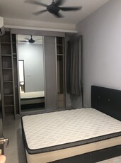 [FREE UTILITIES] No Partition Fully Furnished Middle Room Beside Pavilion Bukit Jalil
