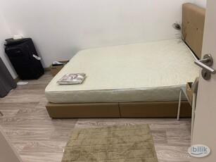 Middle room available in High floor fully furnished(Only FEMALE)