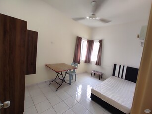 Middle Room For Rent at Wangsa Metroview Condo, Wangsa Maju