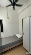 (Mont Kiara) new condo - Small Room (Female only) near @Kiara 163, Arcoris mont kiara and 1Mont kiara and Solaris Mont Kiara