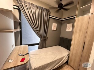 Nice Condition with Window Single Room Fully Furnish Emporis Kota Damansara