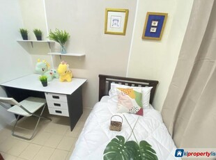 Room in condominium for rent in Bandar Sunway