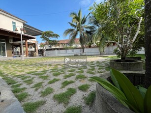 Semi D House for rent at Taman Merbau Indah Sg Dua Butterworth for Kindergarden