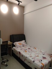 Single Room All Girls House at The Greens @ Subang West, Shah Alam