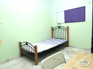 Single Room at Bukit Rahman Putra, Sungai Buloh