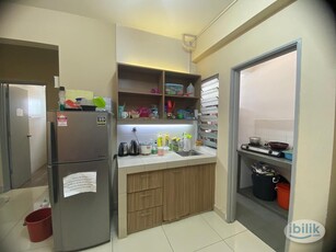 Single Room at Casa Residenza, Kota Damansara , MRT