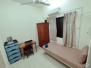 Single room available at pelangi utama