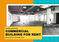 Commercial Building College International School For Rent