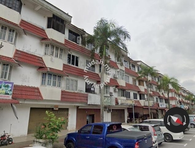 Corner Apartment lrg Lim Hoe lek Kuantan Pahang