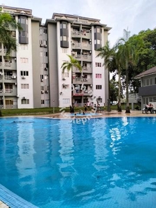 DUPLEX PENTHOUSE 1200 sf Pelangi Court Apartment Bandar Baru Klang