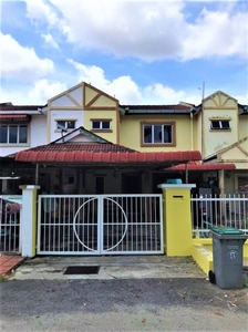 (FACING OPEN) RENOVATED
DOUBLE STOREY