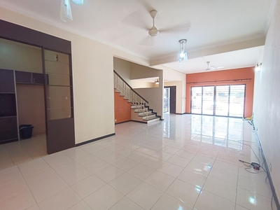 For Sale Freehold Double Storey Terrace Bukit Jelutong Shah Alam Facing South