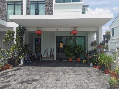 Renovated & Extended
ENDLOT Double Storey Ceria