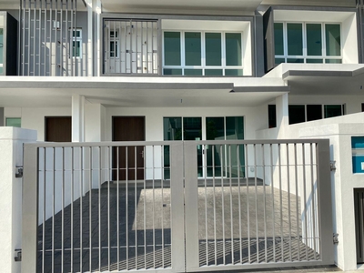 RM660,000 I Double Storey Terrace
Adiva @ Serenia