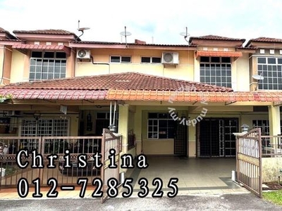 Taman Akasia Melaka Baru , Double Storey Intermediate house for Sale