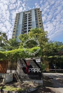 Villa Park Condominium @ Tmn Bukit Serdang, Seri Kembangan