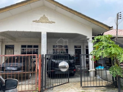 Single Storey Terrace Intermediate For Sale at Taman Hillside Matang