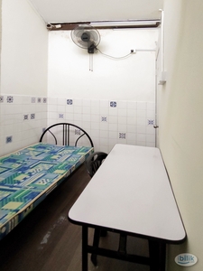 [Single Bed Room with Window & Fan]❗PJ Room ✨Fully Furnished Ready Move in Free Car park