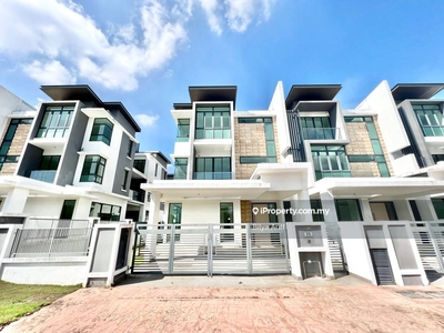 Freehold 3 Storey Terrace House Anggun Kirana Setia Alam Shah Alam