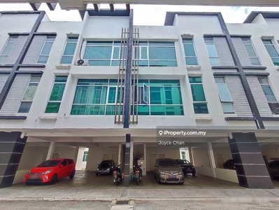 Freehold Town House in The Maven, Balik Pulau