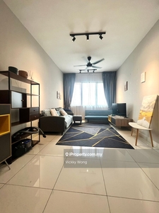 Fully Furnished/Park view/LRT MRT
