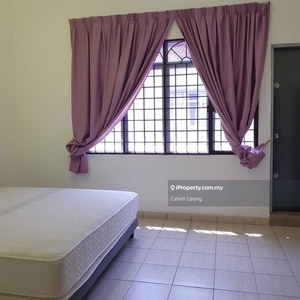 Master Room Puchong for rent with private bath