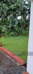 Near to all amenities. Large garden