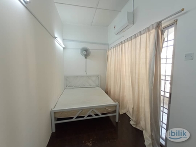 One month deposit Fully Furnished Comfy Room at Puchong Jaya