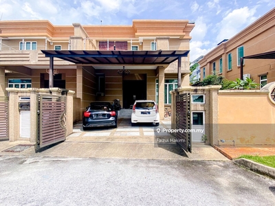 Partially furnished 2.5 storey Semi-D in Ampang