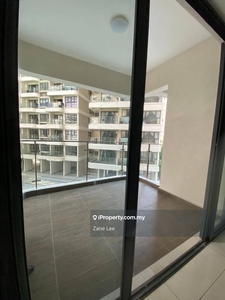 Sea View Condo 10 Mins To Ciq with Rm 81 Per Day Only