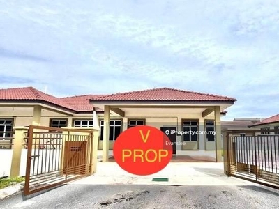 Semi Detached House, Partly Furnished @ Salak Tinggi, Sepang for Rent