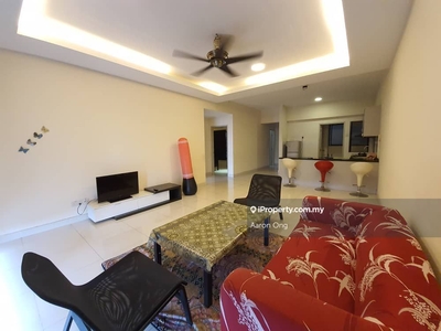 Setiawalk condo, 1012sf, 2r2b, f/furnished, Puchong