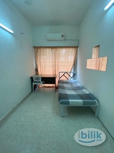 SS2 Female Unit Budget Room For Rent Aircon Single-Room