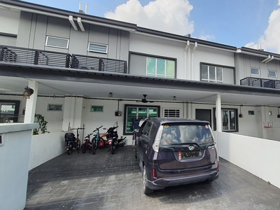 Urgent Sale! 2 storey (intermediate unit), Rentak Perdana LBS, Bandar Puncak Alam