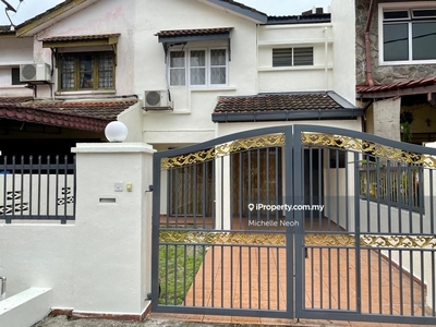 Bandar Sunway Opposite Sunway Pyramid Double Storey House To Let