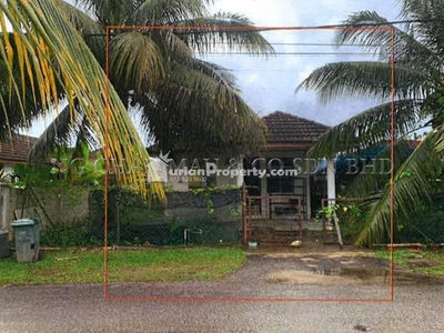 Bungalow House For Auction at Perkampungan Sungai Isap Damai