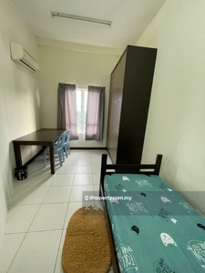 Cova Villa Condominium Male Medium Aircon Room Fully Furnish Near MRT
