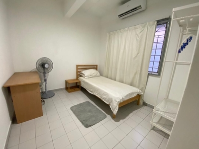 Furnished Room For Rent @ Bandar Tun Hussein Onn