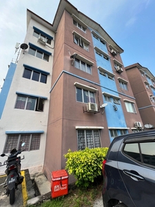 Iris Apartment |Individual title|near UITM Puncak Alam|
