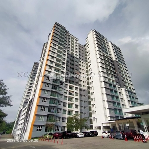 Serviced Residence For Auction at Seasons Luxury Apartments