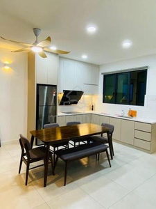 3 Residence Karpal Singh Drive Luxury Fully Furnished Unit Free Wifi